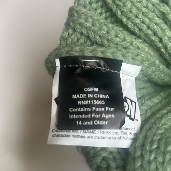 Youth Pokémon Pikachu Green and White Cable Knit Beanie with Pom Pom, Sz. OSFM - Picture 8 of 8
